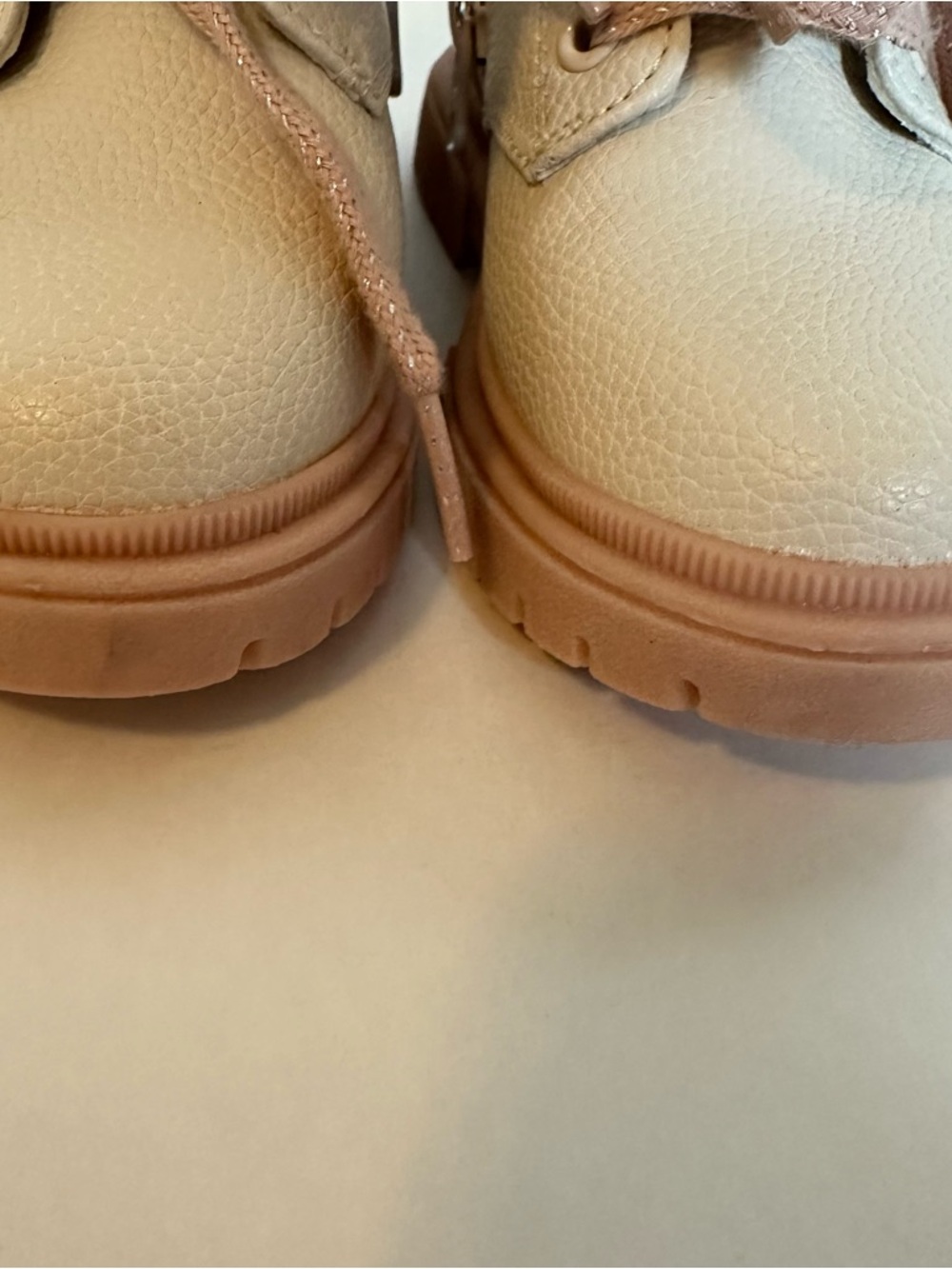 Cat & Jack Amaya Lace‑Up Combat Boots Ivory Pink Glitter Laces Girls Size 9‎ - Picture 3 of 10